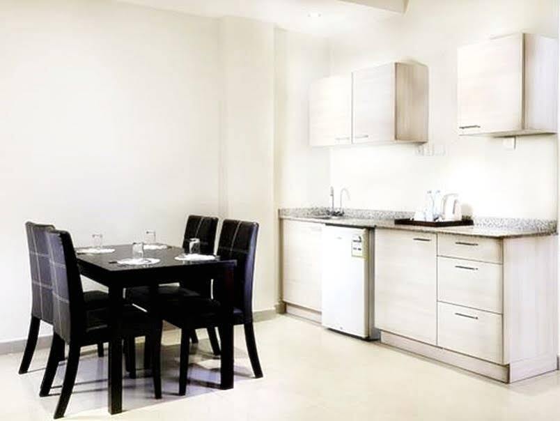 Lily Hotel Suite Hofuf Dış mekan fotoğraf